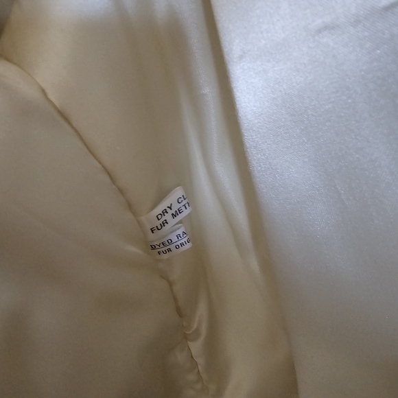 Real Rabbit Fur Coat - Picture 2 of 7